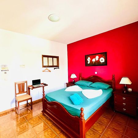 Bed and Breakfast Casa Bb&Djassi Понта-ду-Сол Экстерьер фото