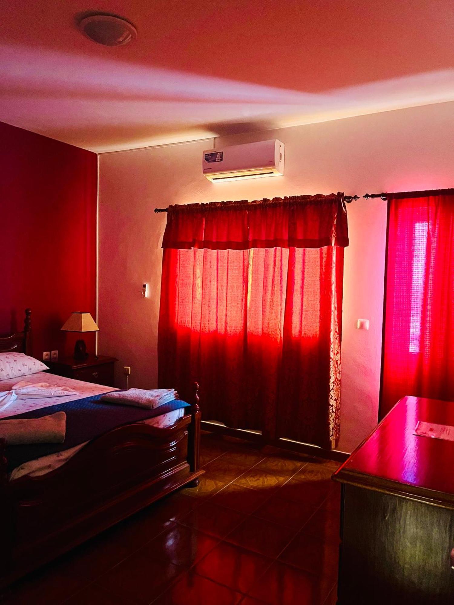 Bed and Breakfast Casa Bb&Djassi Понта-ду-Сол Экстерьер фото